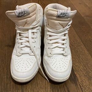 Nike sky high dunks white croc